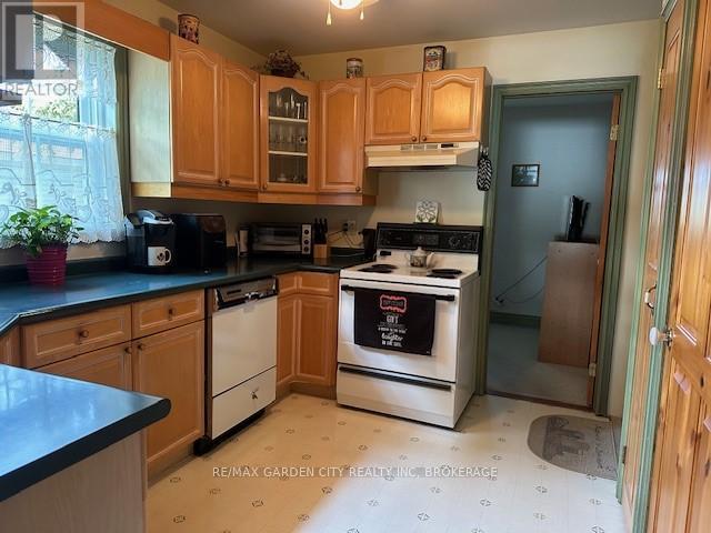 7 Marlatts Road, Thorold, Ontario  L2V 1M9 - Photo 6 - X12292144