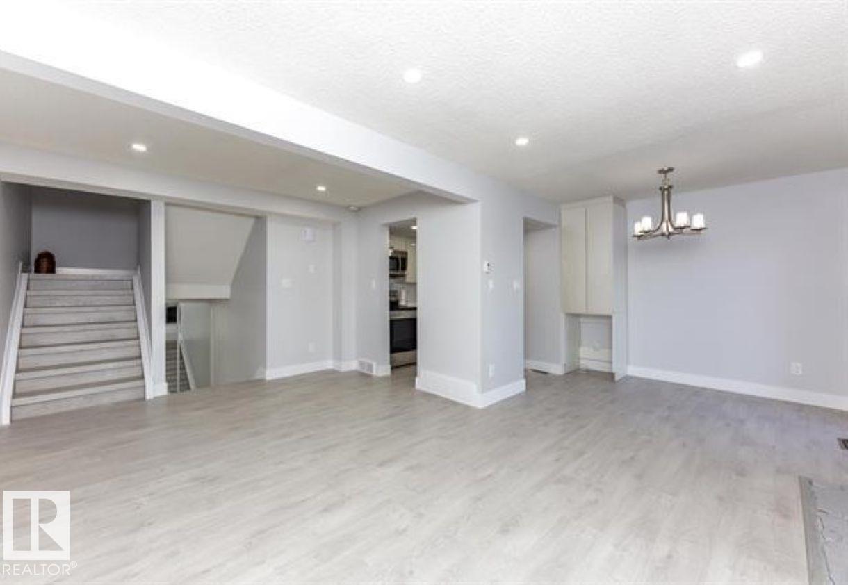 535 Willow Co Nw, Edmonton, Alberta  T5T 2K7 - Photo 8 - E4464827