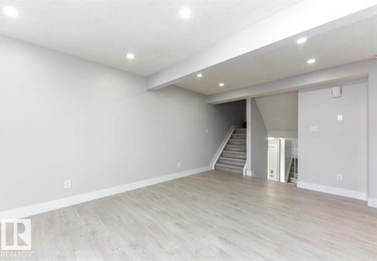 535 Willow Co Nw, Edmonton, Alberta  T5T 2K7 - Photo 9 - E4464827