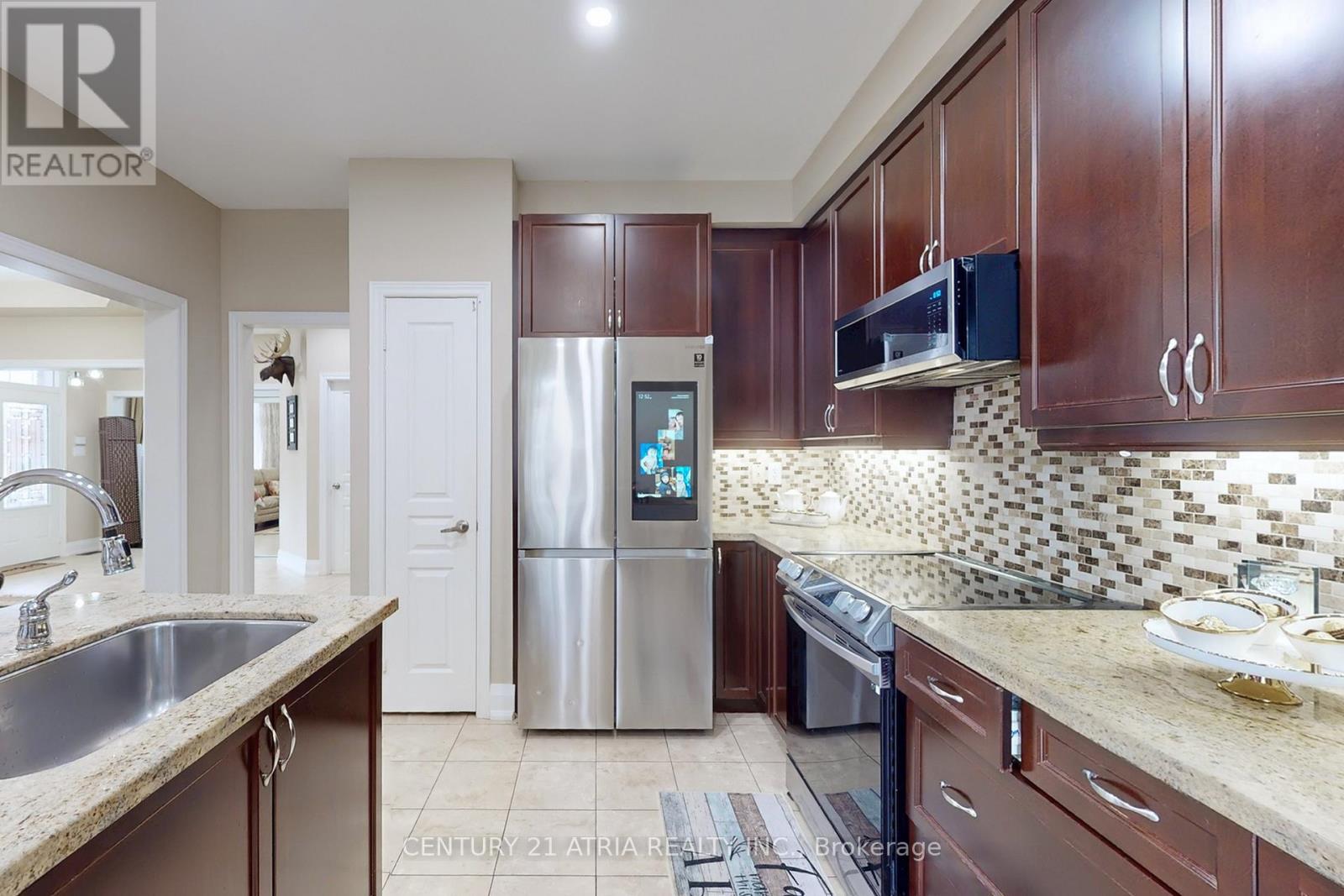 169 Barber Drive, Halton Hills, Ontario  L7G 5L5 - Photo 11 - W12510262