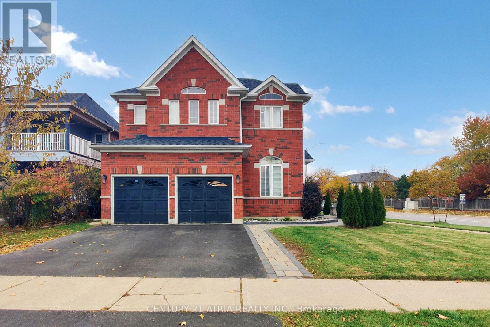 169 Barber Drive, Halton Hills, Ontario  L7G 5L5 - Photo 2 - W12510262