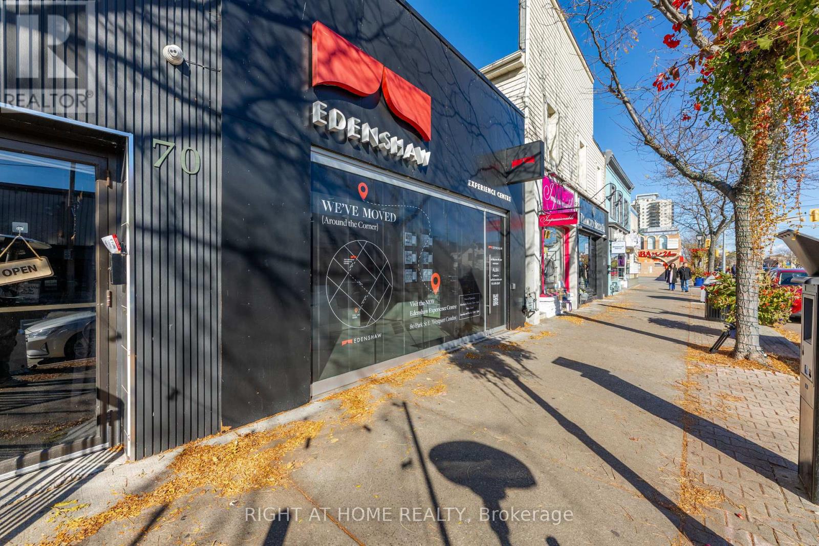 72 Lakeshore Road E, Mississauga (Port Credit), Ontario  L5G 1E1 - Photo 28 - W12496998
