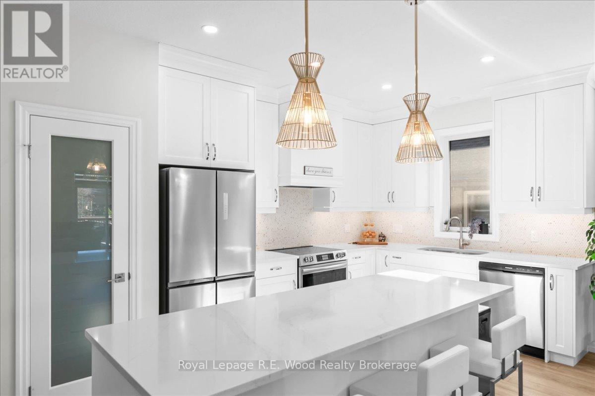 79 Canary Street, Tillsonburg, Ontario  N4G 0K3 - Photo 16 - X12514444