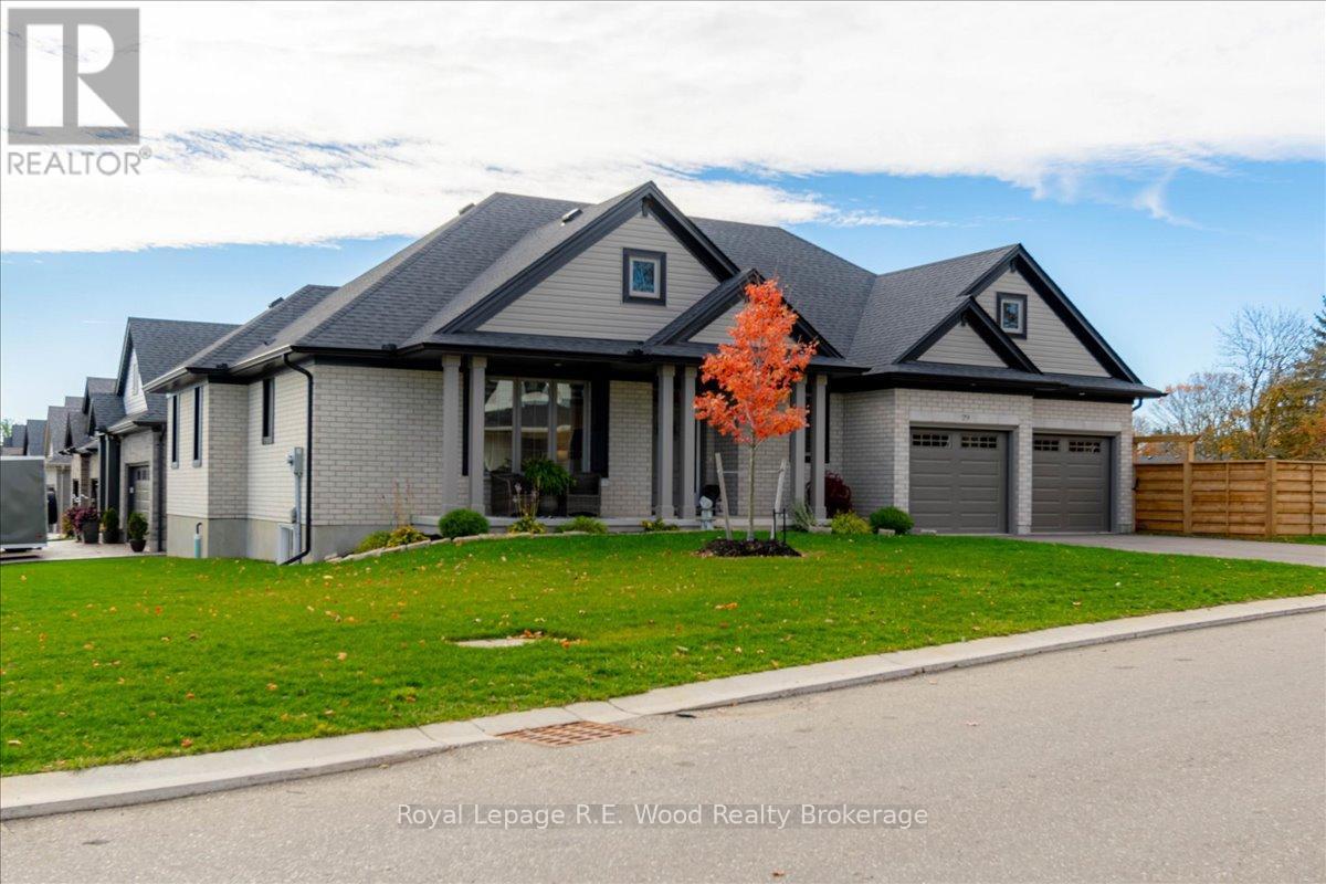 79 Canary Street, Tillsonburg, Ontario  N4G 0K3 - Photo 3 - X12514444