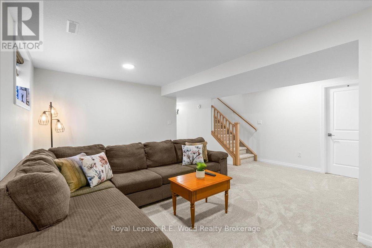 79 Canary Street, Tillsonburg, Ontario  N4G 0K3 - Photo 34 - X12514444