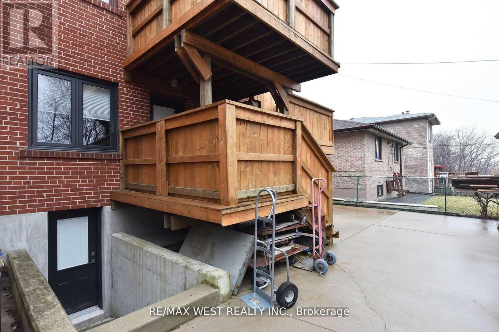 Main - 168 Strathnairn Avenue, Toronto, Ontario  M2M 2G1 - Photo 20 - W12514326