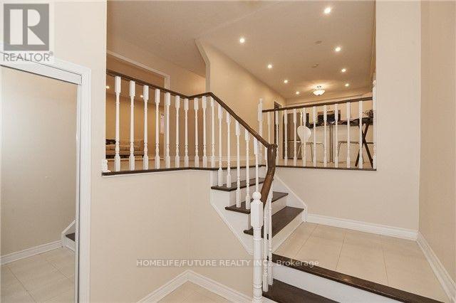 62 Princeton Terrace, Brampton, Ontario  L6S 3S8 - Photo 2 - W12514366