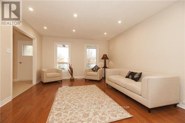 62 Princeton Terrace, Brampton, Ontario  L6S 3S8 - Photo 5 - W12514366