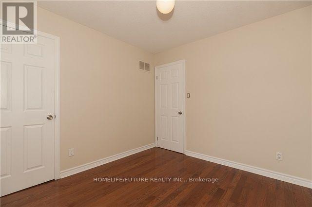 62 Princeton Terrace, Brampton, Ontario  L6S 3S8 - Photo 9 - W12514366