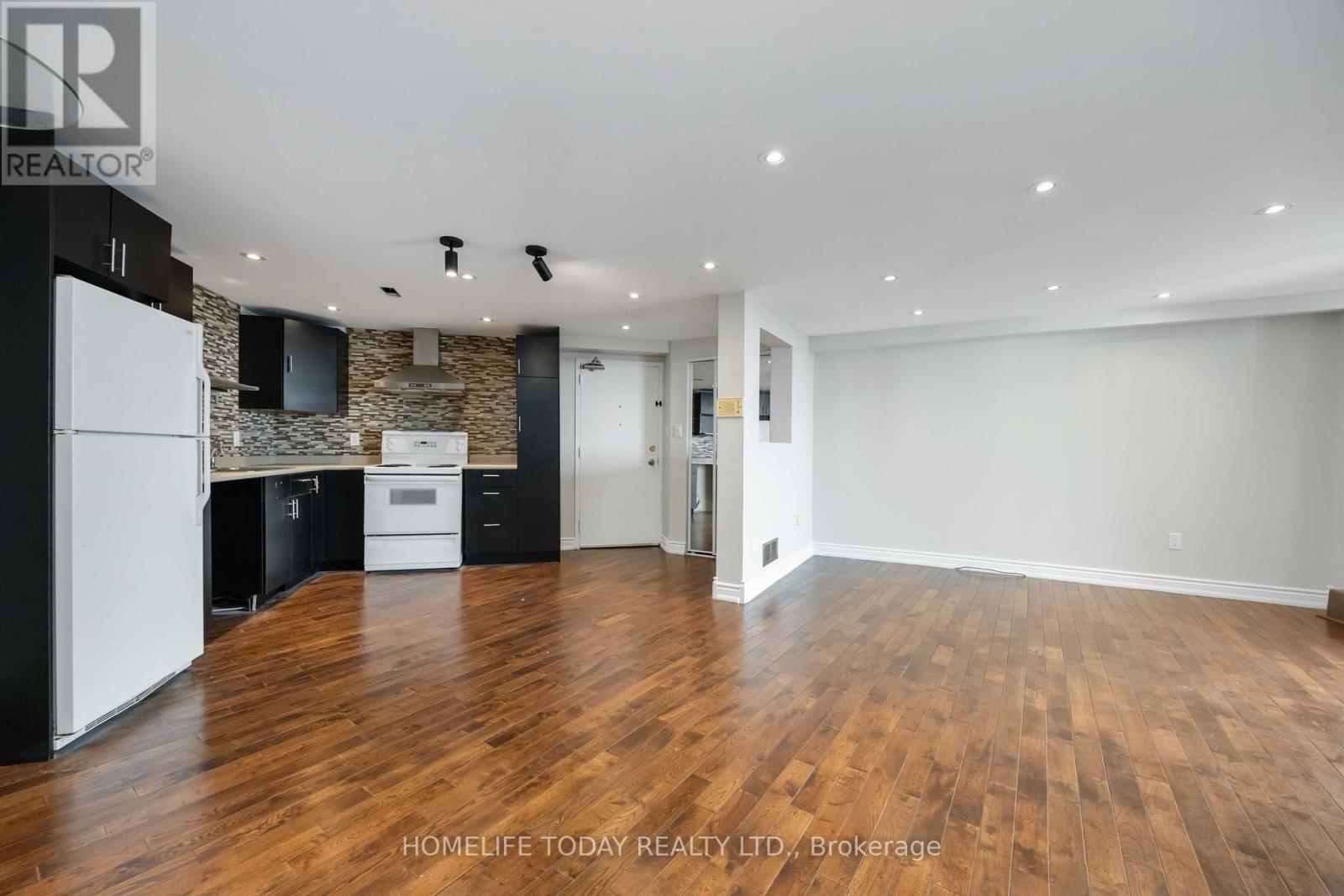 1603 - 330 Dixon Road, Toronto, Ontario  M9R 1S9 - Photo 12 - W12514376