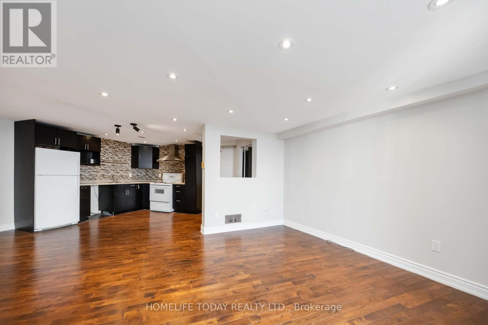 1603 - 330 Dixon Road, Toronto, Ontario  M9R 1S9 - Photo 20 - W12514376