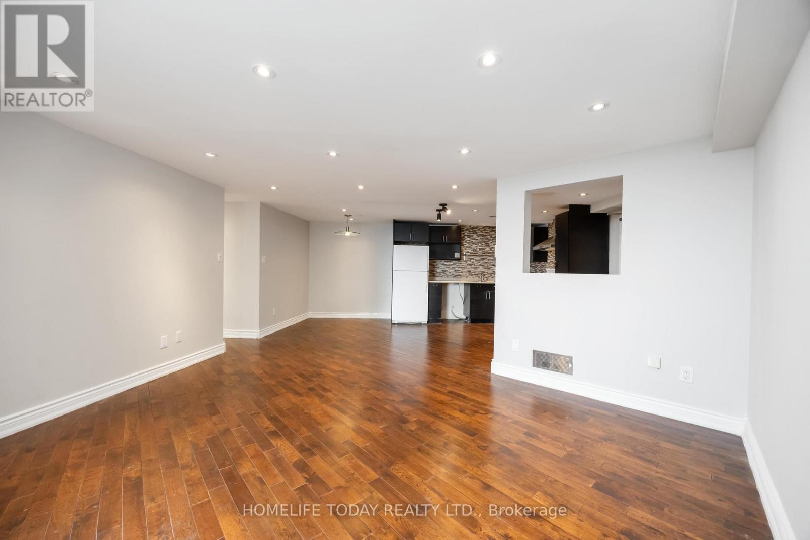 1603 - 330 Dixon Road, Toronto, Ontario  M9R 1S9 - Photo 5 - W12514376