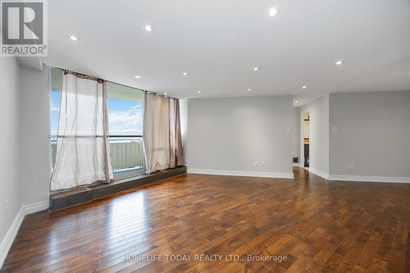 1603 - 330 Dixon Road, Toronto, Ontario  M9R 1S9 - Photo 7 - W12514376