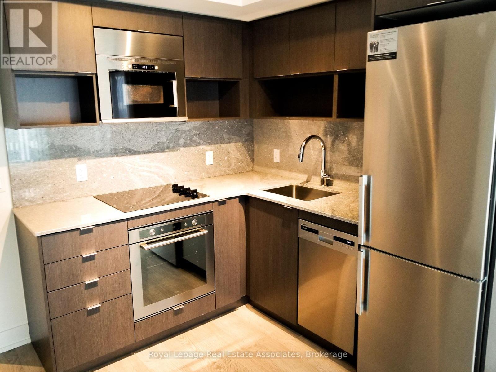 1801 - 7 Mabelle Avenue, Toronto, Ontario  M5T 0C9 - Photo 2 - W12514396