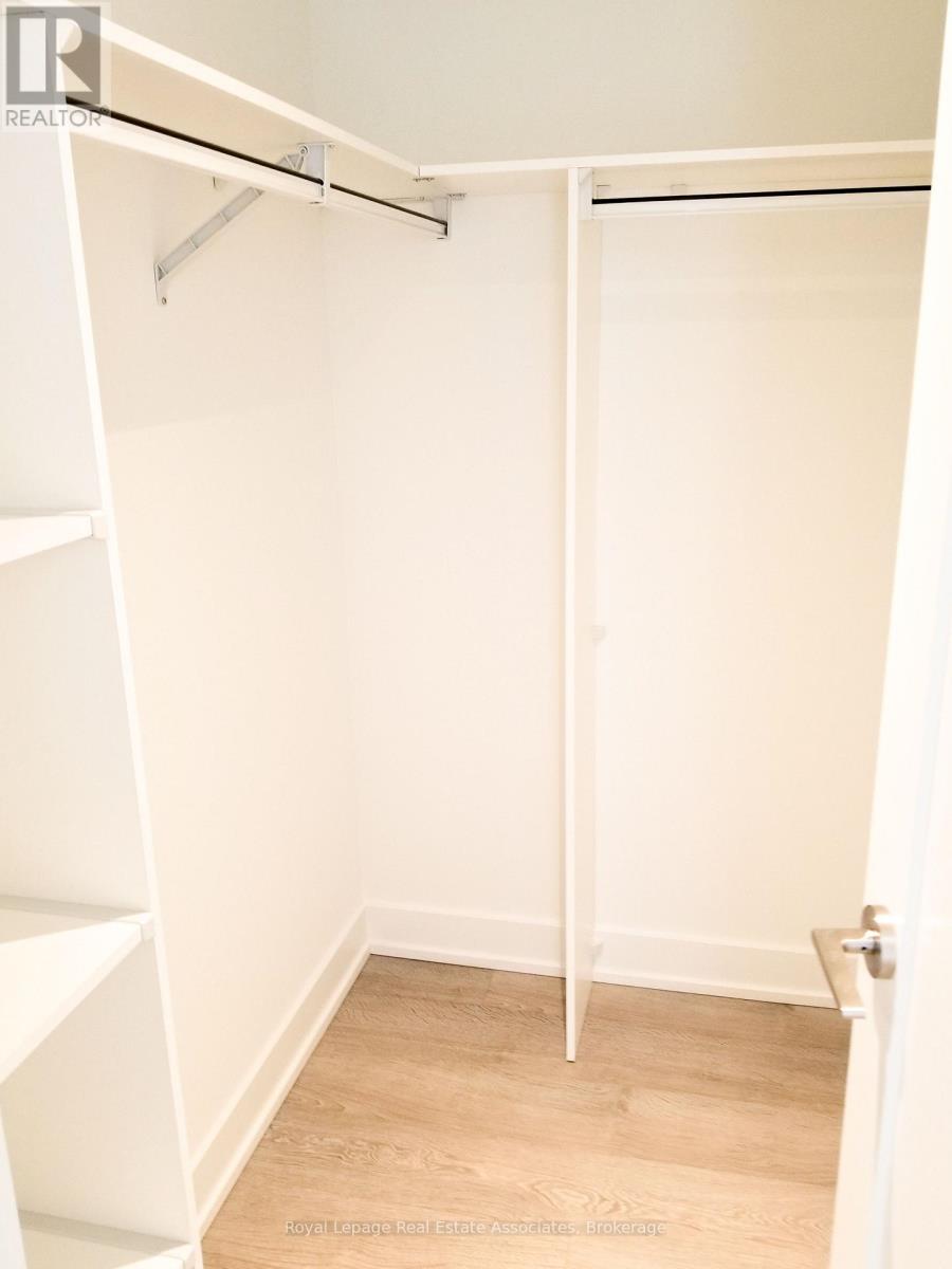 1801 - 7 Mabelle Avenue, Toronto, Ontario  M5T 0C9 - Photo 8 - W12514396