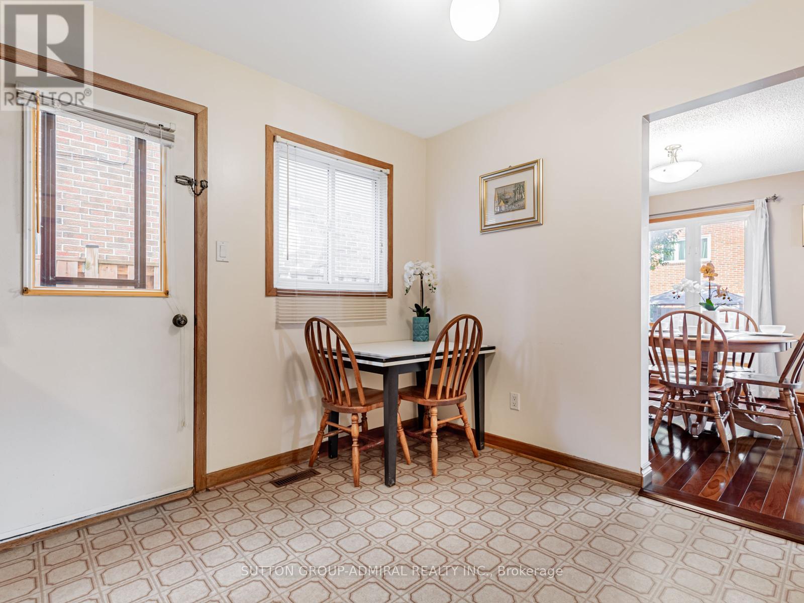 80 Bob O'link Avenue, Vaughan, Ontario  L4K 1H2 - Photo 11 - N12513802