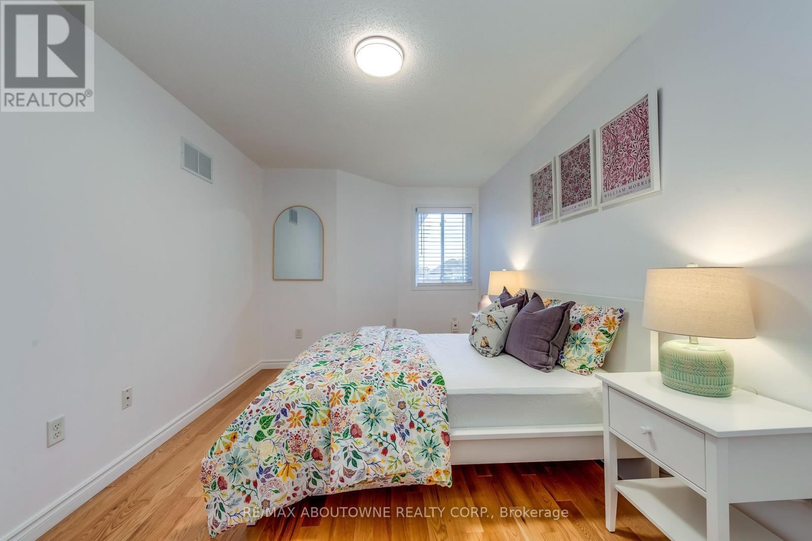 2246 Fairbairn Court, Oakville, Ontario  L6M 4R2 - Photo 29 - W12512962