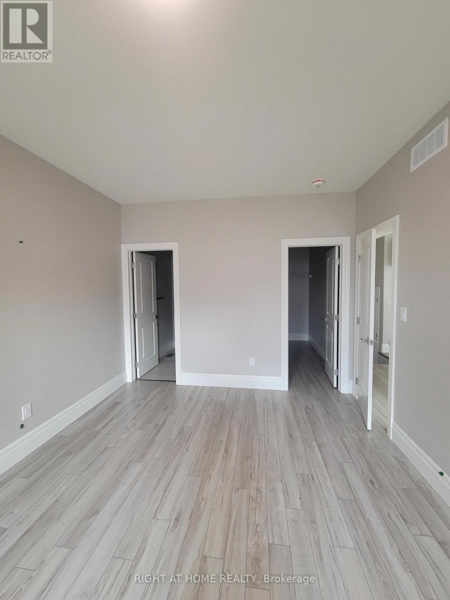 Main - 22 Allen Street, Prince Edward County, Ontario  K0K 2T0 - Photo 17 - X12510490