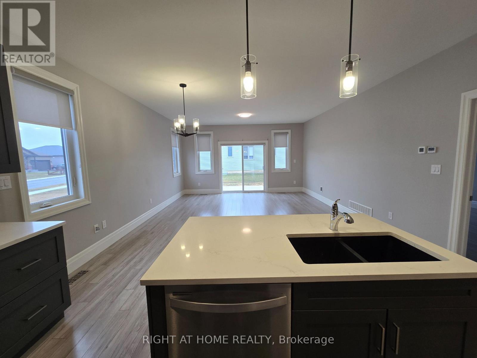 Main - 22 Allen Street, Prince Edward County, Ontario  K0K 2T0 - Photo 12 - X12510490