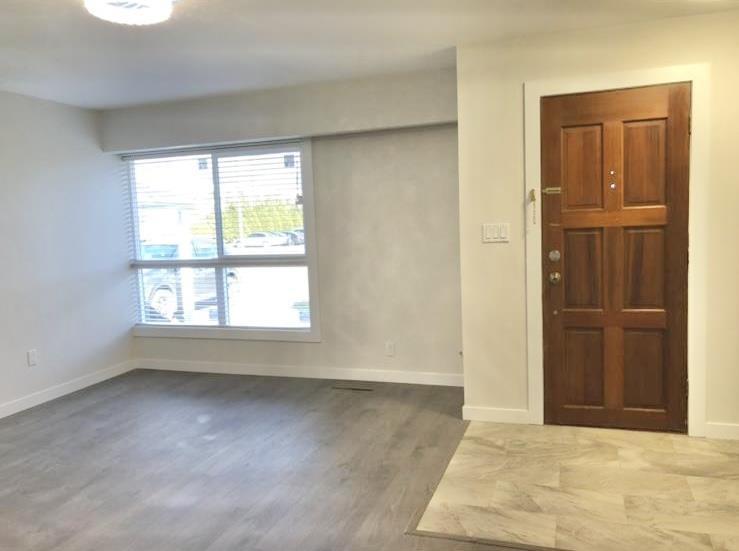 10307 146 Street, Surrey, British Columbia V3R 3T3 - Photo 3 - R3065177