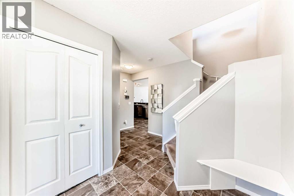 1809 Baywater Gardens Sw, Airdrie, Alberta  T4B 0B1 - Photo 4 - A2266176
