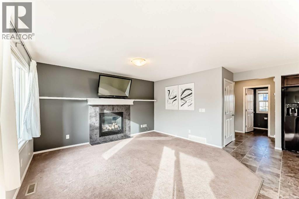 1809 Baywater Gardens Sw, Airdrie, Alberta  T4B 0B1 - Photo 5 - A2266176