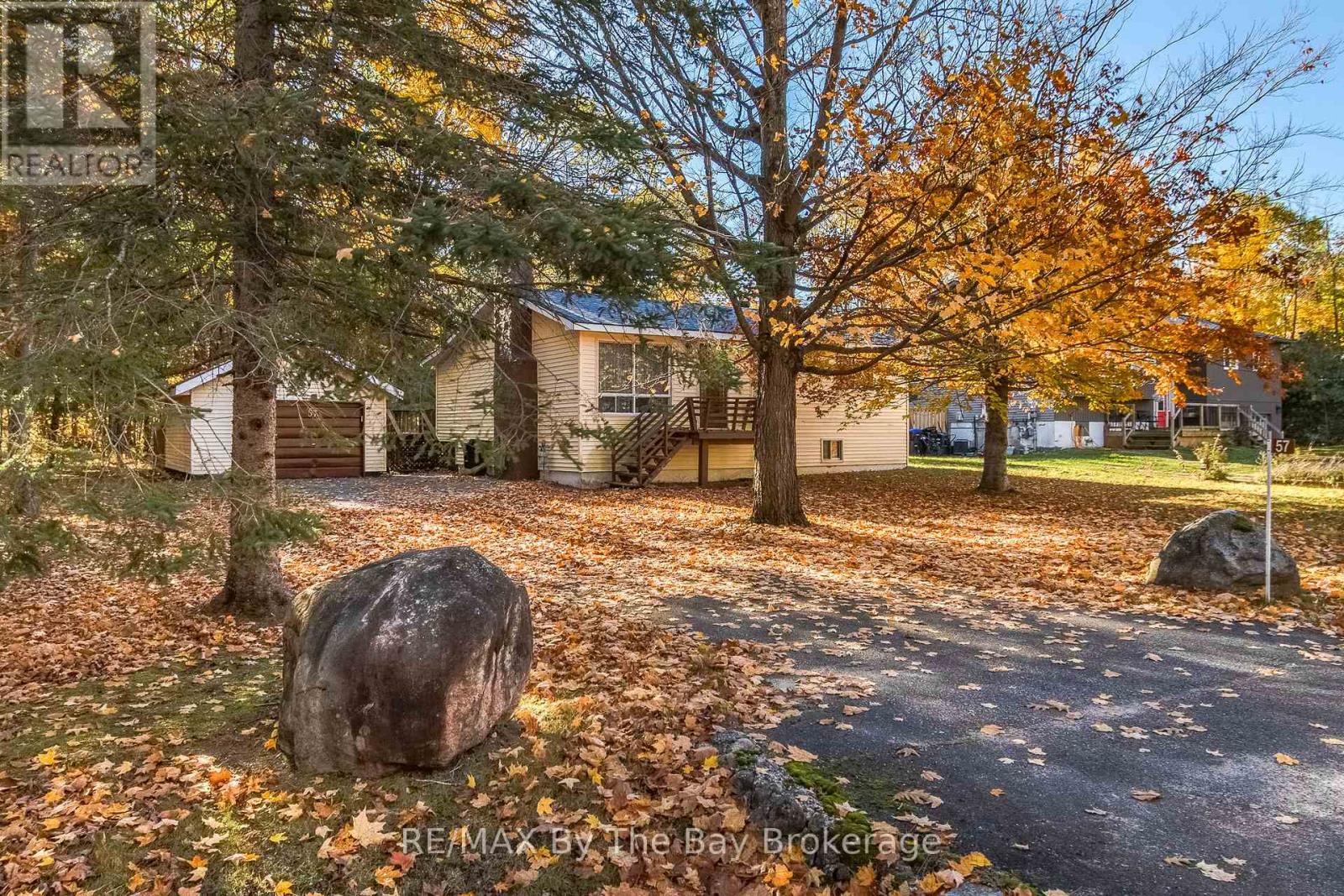 57 Tall Pines Drive, Tiny, Ontario L9M 0H4 - Photo 23 - S12490294