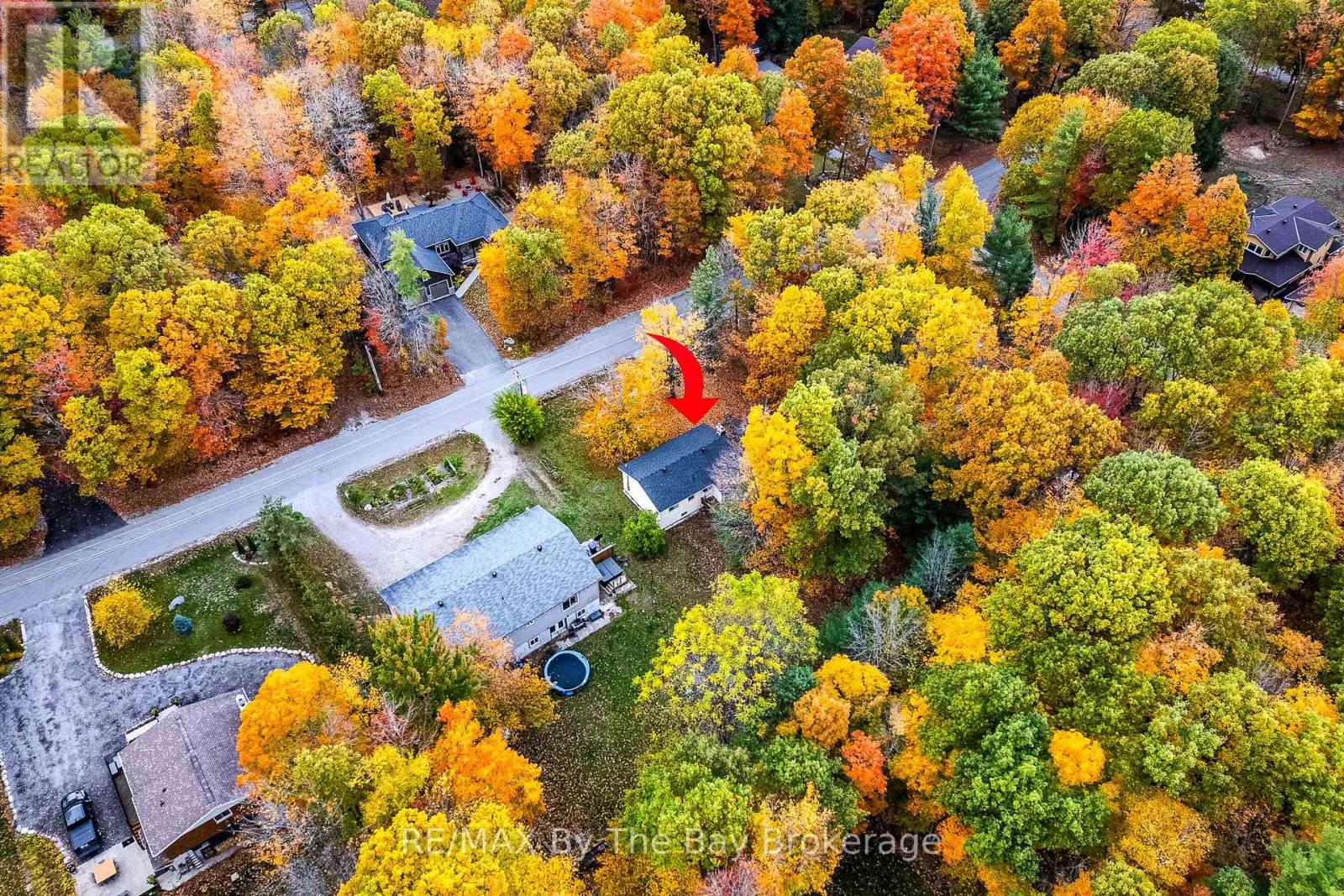 57 Tall Pines Drive, Tiny, Ontario L9M 0H4 - Photo 41 - S12490294