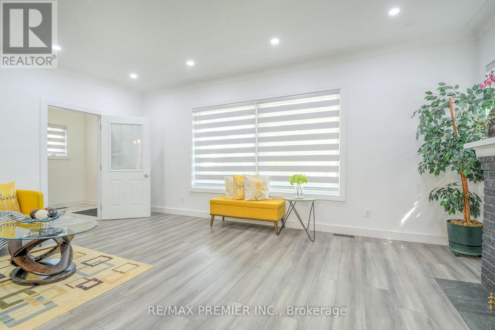 1467 Ouellette Avenue, Windsor, Ontario  N8X 1K1 - Photo 11 - X12514314