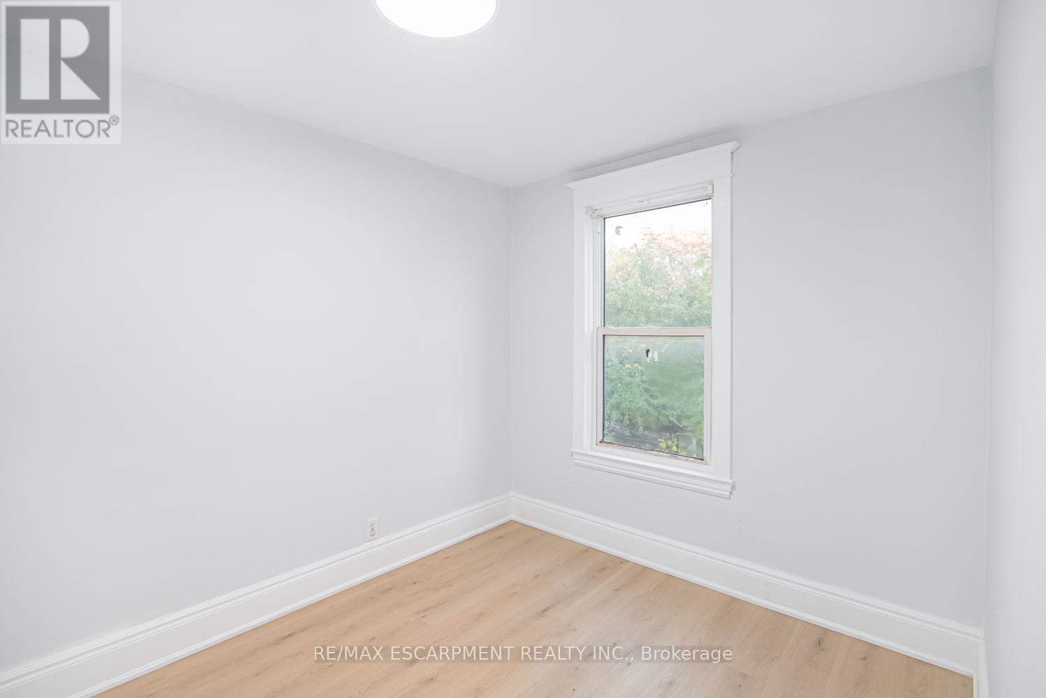 8 Leeds Street, Hamilton, Ontario  L8L 6W8 - Photo 15 - X12514406