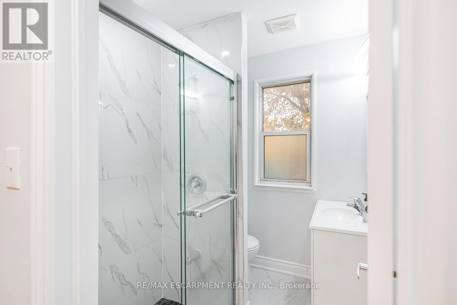 8 Leeds Street, Hamilton, Ontario  L8L 6W8 - Photo 22 - X12514406