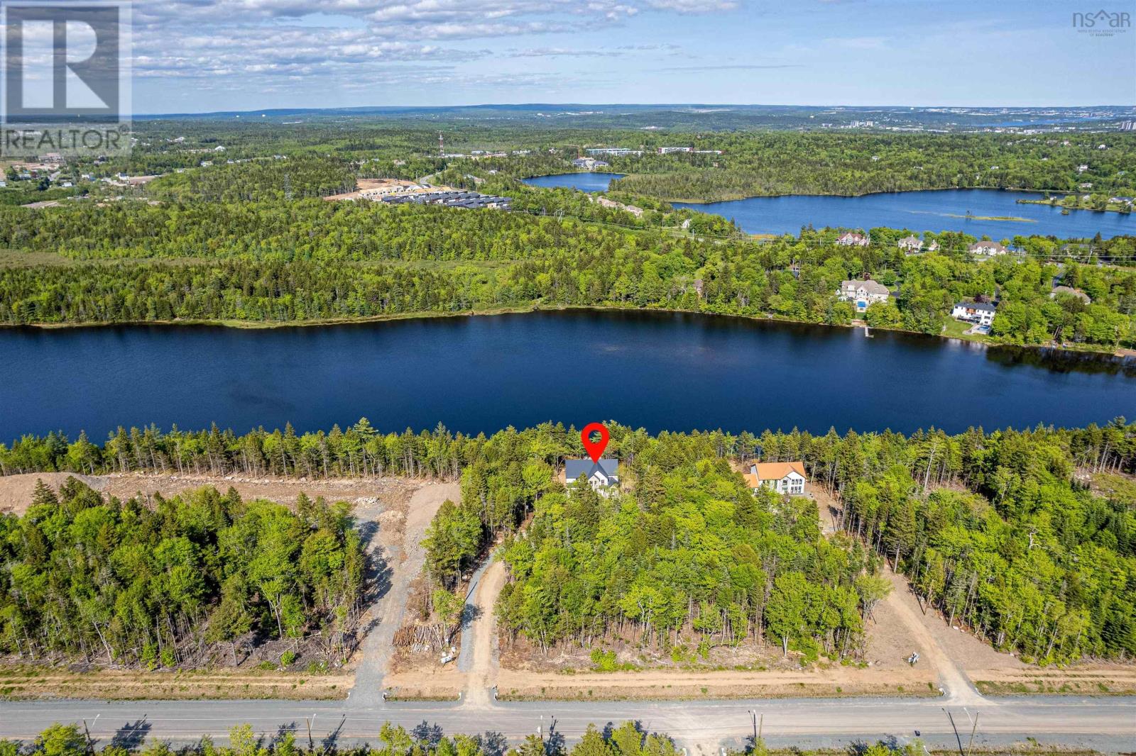 103 Canoe Crescent, Hammonds Plains, Nova Scotia  B4B 2P6 - Photo 3 - 202513969