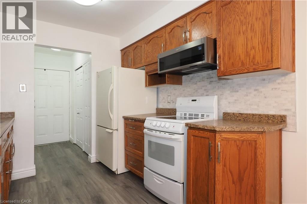 300 Traynor Avenue Unit# 4, Kitchener, Ontario N2C 2J1 - Photo 12 - 40784016