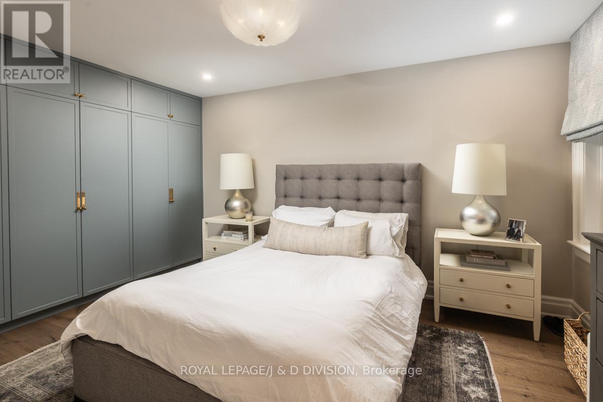 102 Shaftesbury Avenue, Toronto, Ontario  M4T 1A5 - Photo 25 - C12514494