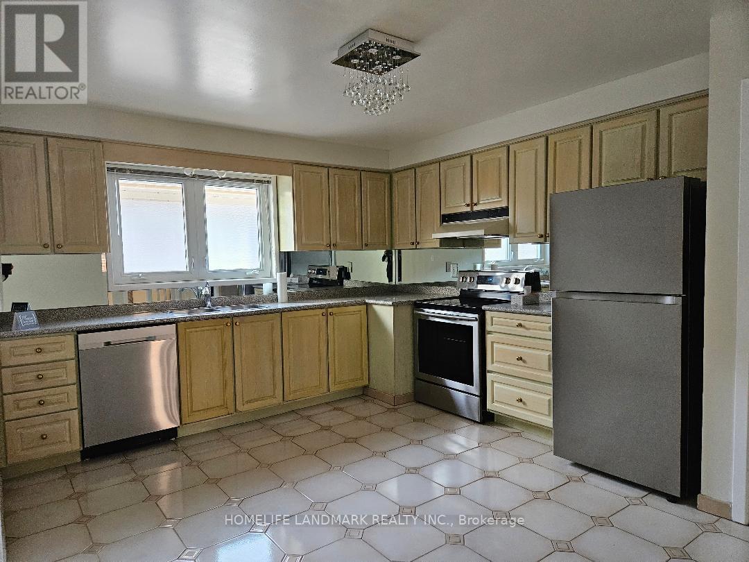 Main Fl - 275 Hounslow Avenue, Toronto, Ontario  M2N 2B7 - Photo 7 - C12514664