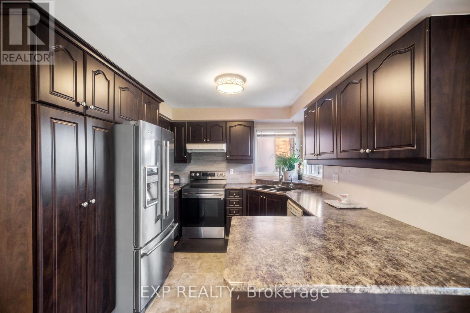 8 Kerrison Drive W, Ajax, Ontario  L1Z 1K1 - Photo 33 - E12514658