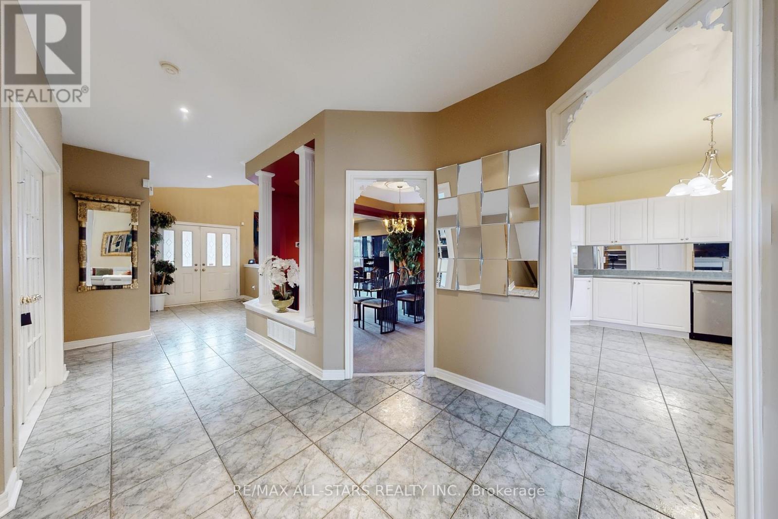 54 Bretton Circle, Markham, Ontario  L3S 3R1 - Photo 21 - N12514452