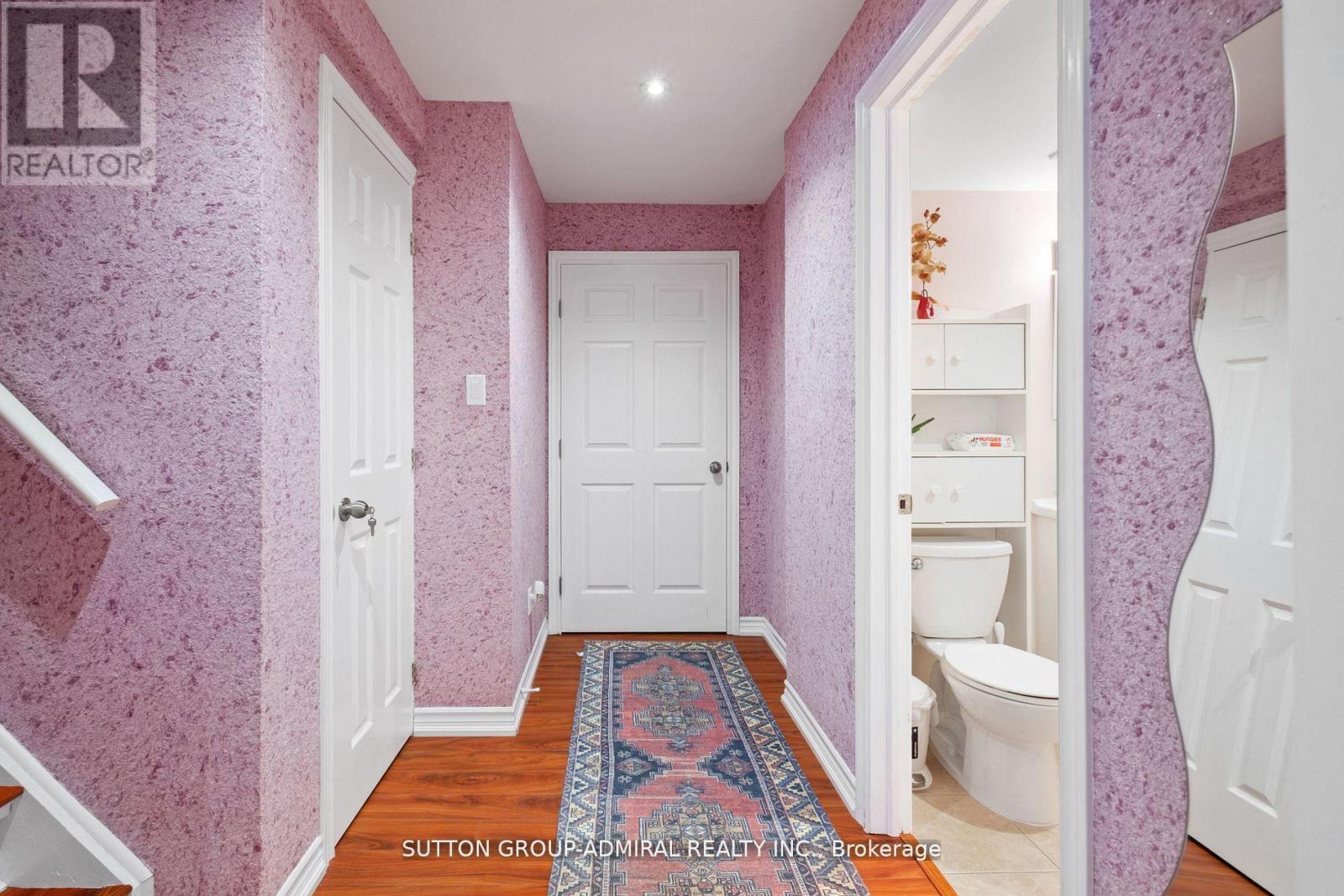 11 Thistle Avenue, Richmond Hill, Ontario  L4E 0B6 - Photo 34 - N12514454