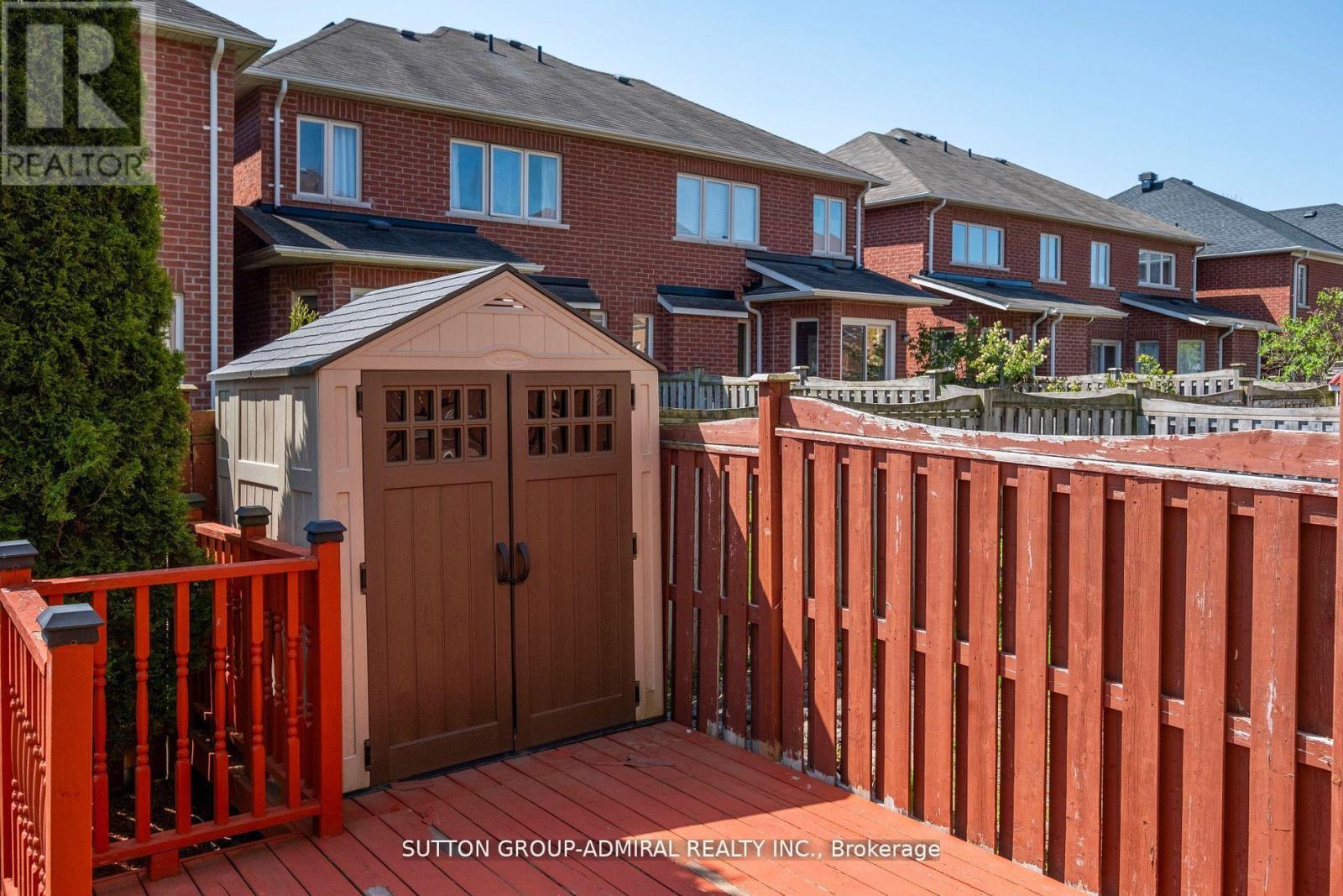 11 Thistle Avenue, Richmond Hill, Ontario  L4E 0B6 - Photo 38 - N12514454