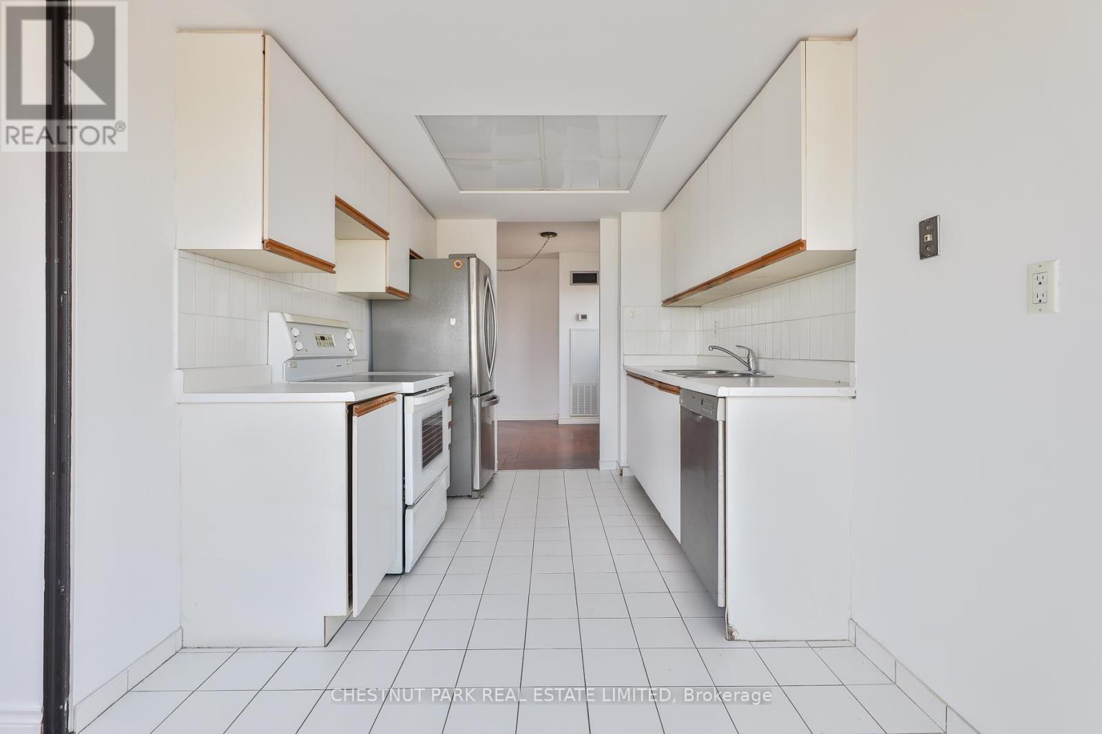 1109 - 7601 Bathurst Street, Vaughan, Ontario  L4J 4H5 - Photo 17 - N12514460