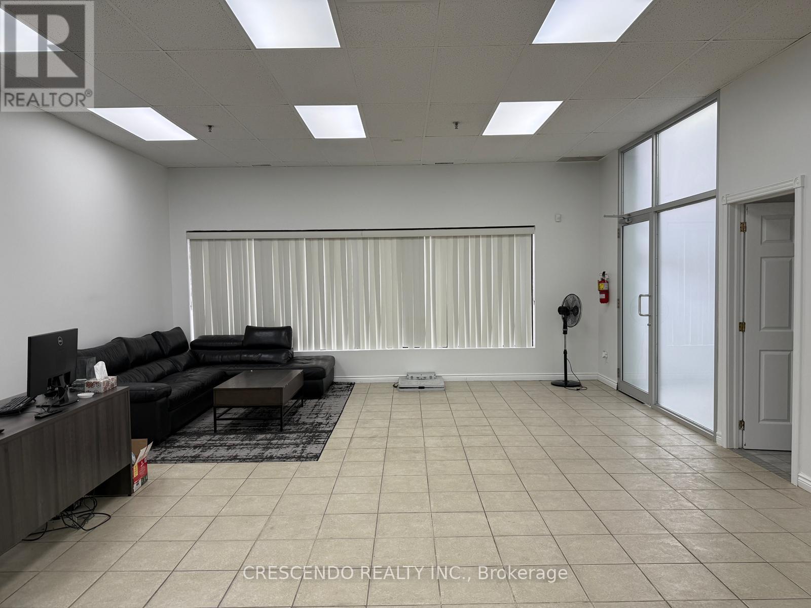 10 - 259 Edgeley Boulevard, Vaughan, Ontario  L4K 3Y4 - Photo 6 - N12514502
