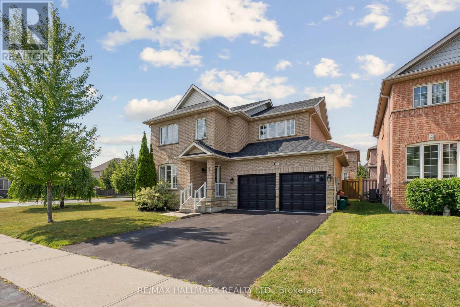 197 ASPENWOOD DRIVE, Newmarket, Ontario