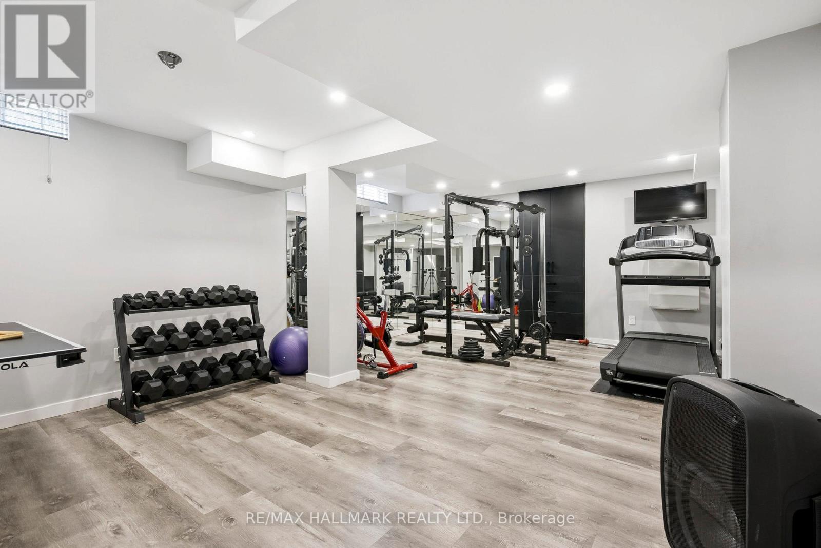 197 Aspenwood Drive, Newmarket, Ontario  L3X 2X4 - Photo 36 - N12514520