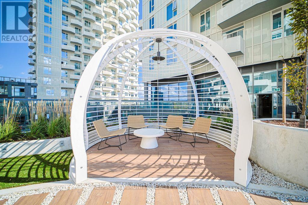 2215 - 10 Abeja Street, Vaughan, Ontario  L4K 0R4 - Photo 28 - N12514566