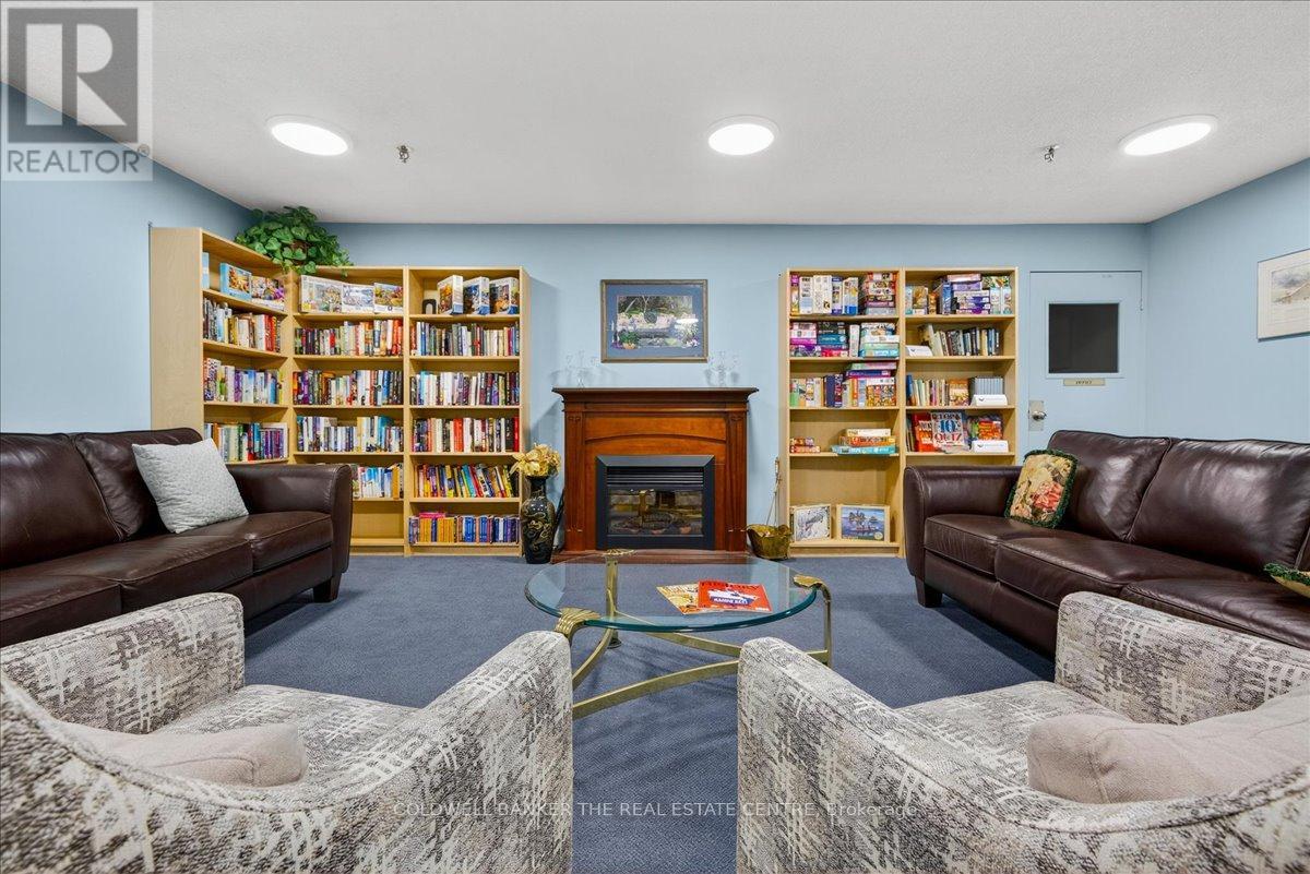 702 - 20 William Roe Boulevard, Newmarket, Ontario  L3Y 5V6 - Photo 40 - N12514588