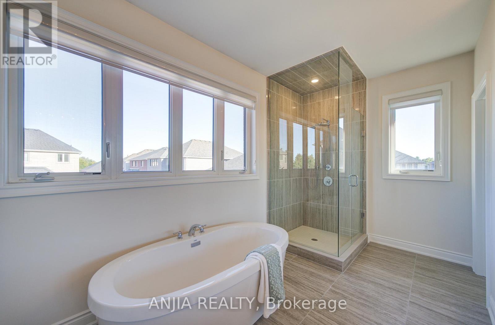 3 Joiner Circle, Whitchurch-Stouffville, Ontario  L4A 7X4 - Photo 23 - N12514622