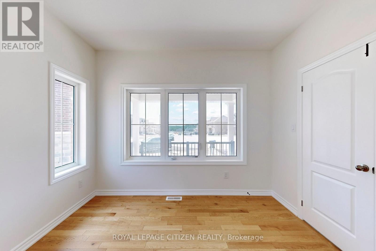 87 Lawrence D. Pridham Avenue, New Tecumseth, Ontario  L9R 0X4 - Photo 6 - N12514678