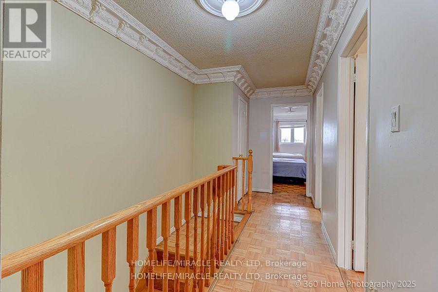 7 Creekwood Court, Vaughan, Ontario  L4L 9E6 - Photo 16 - N12514694