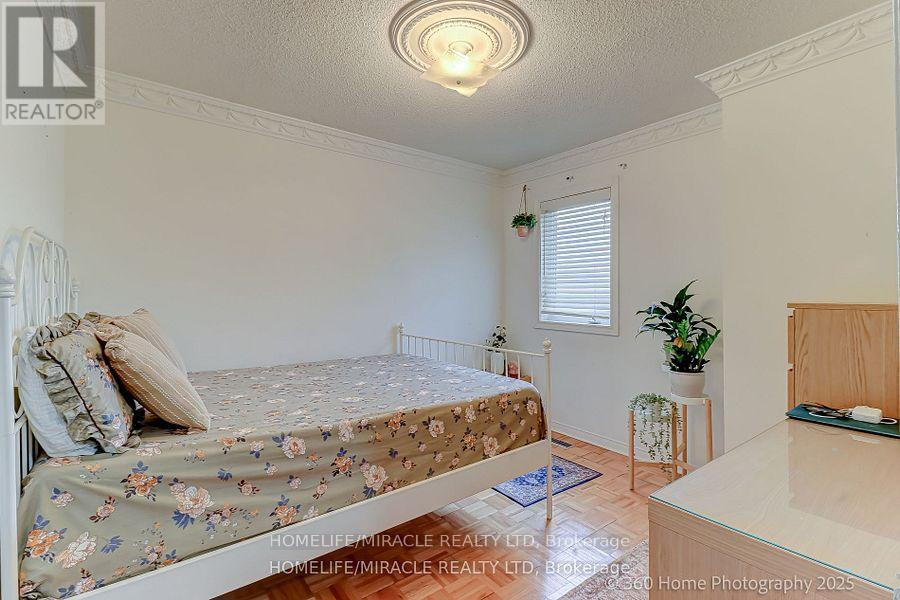 7 Creekwood Court, Vaughan, Ontario  L4L 9E6 - Photo 18 - N12514694