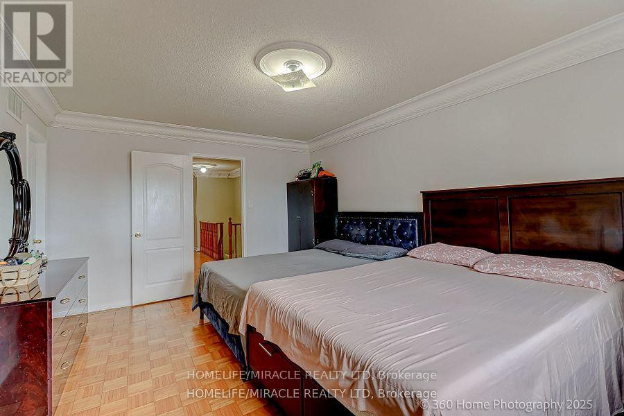 7 Creekwood Court, Vaughan, Ontario  L4L 9E6 - Photo 23 - N12514694